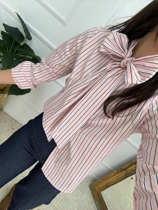 CAMISA MOÑA RAYA ROSA