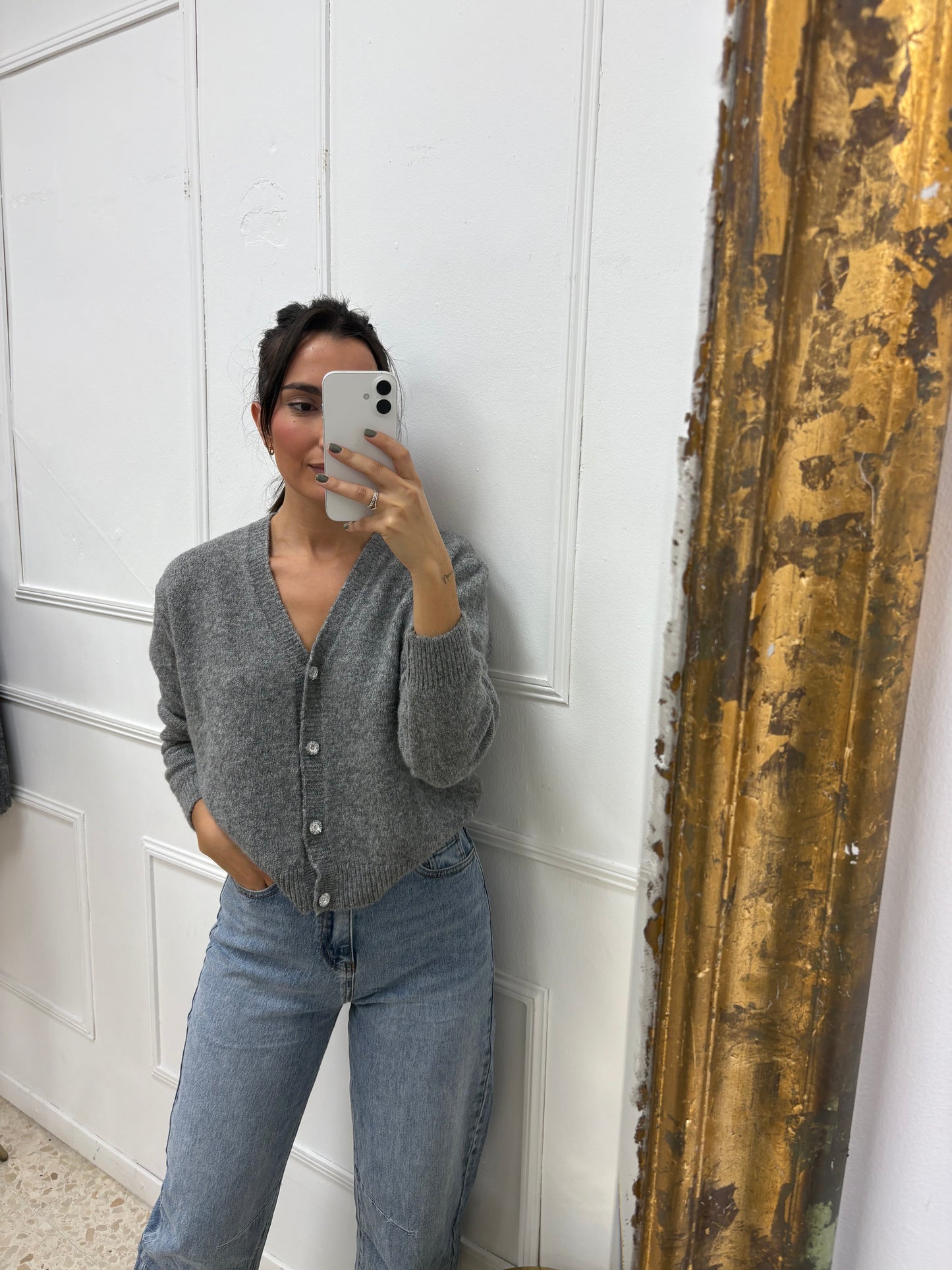 CÁRDIGAN BOTÓN GRIS