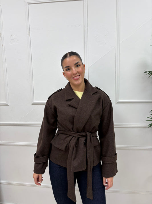 ABRIGO CORTO CHOCOLATE
