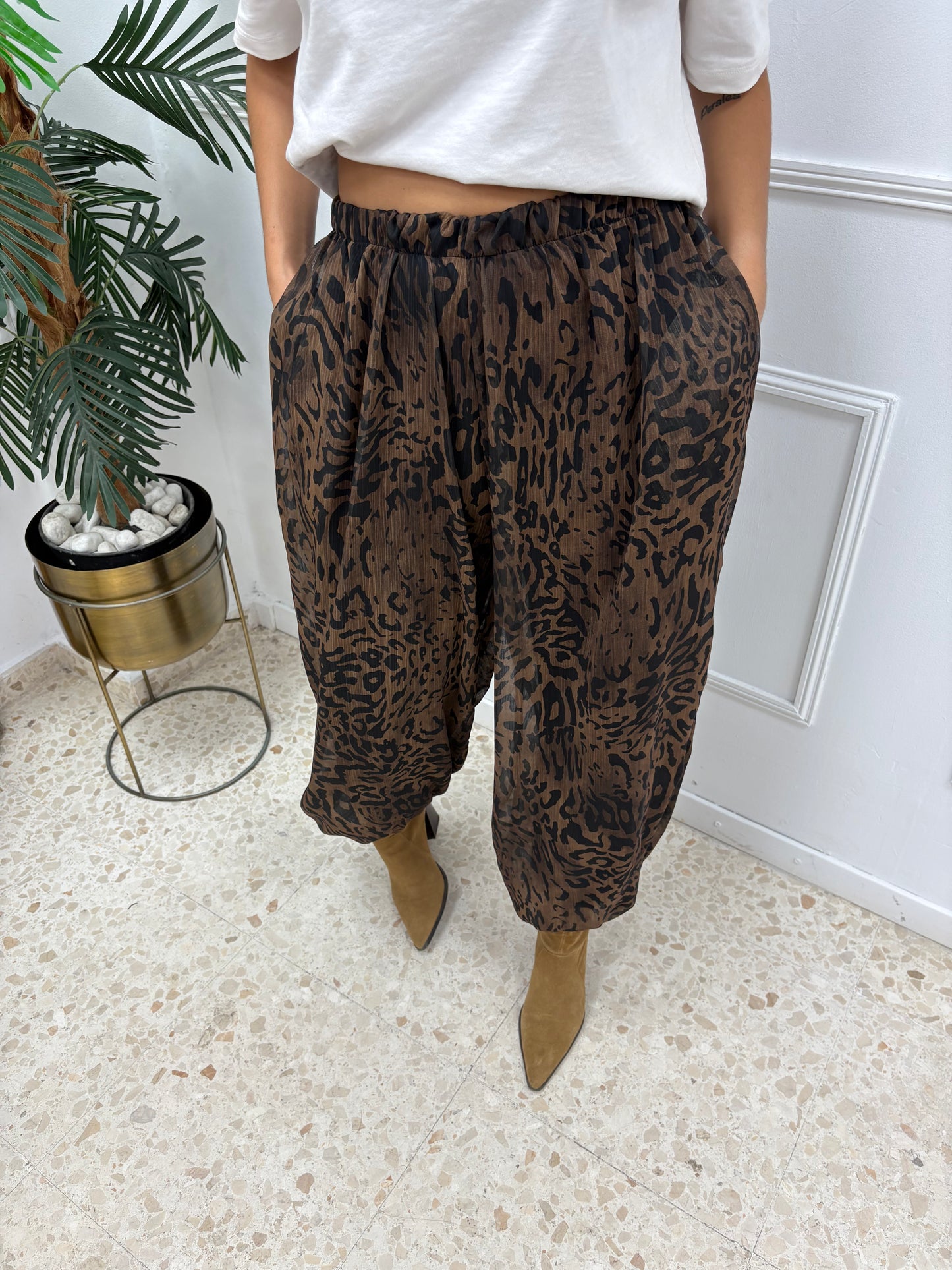 PANTALÓN BOMBACHO ANIMAL PRINT