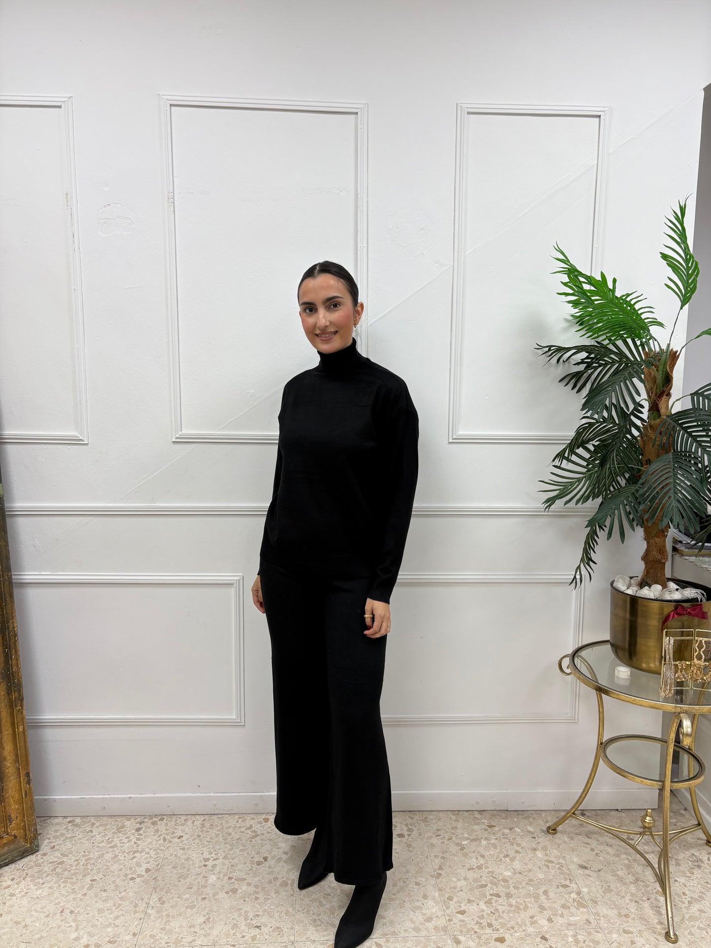 CONJUNTO PUNTO NEGRO