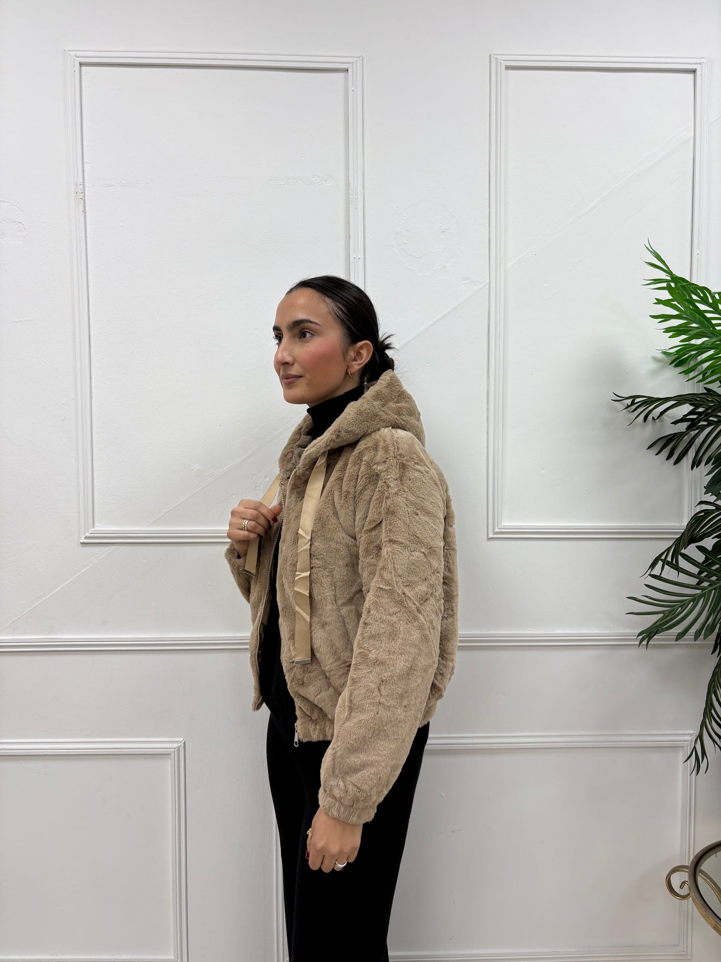 ABRIGO PELO CORTO LOW COST